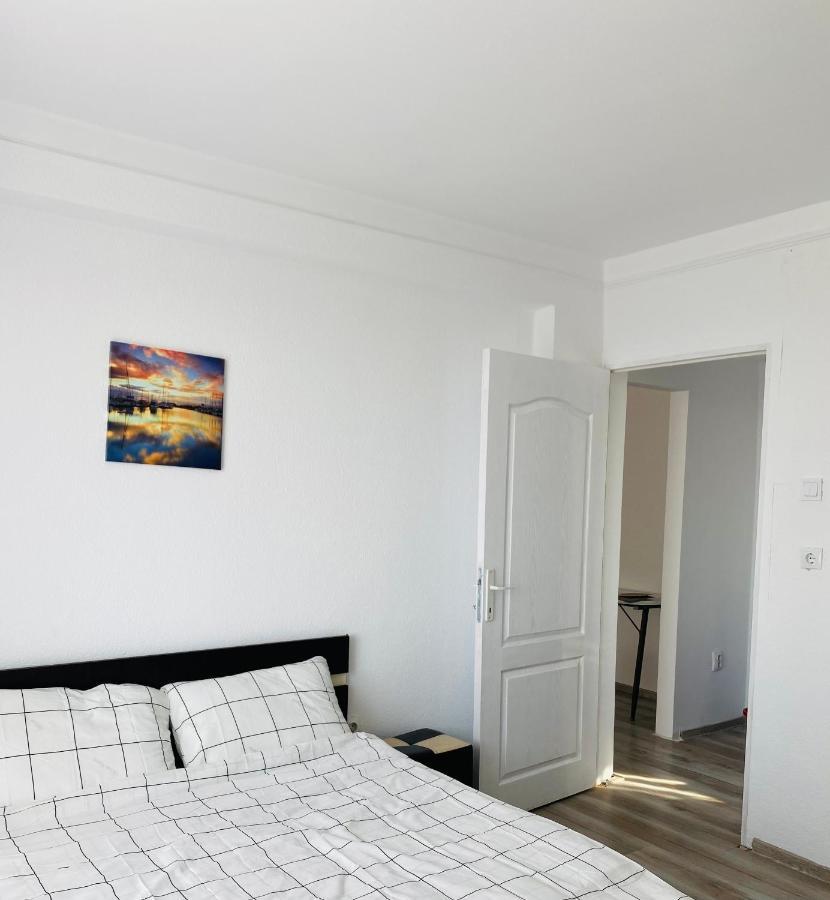 City Center Apartments - Piata Unirii Ясси Екстер'єр фото